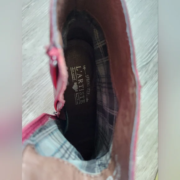 Red Leather Ankle Boots with Decorative Buttons - Picture 6 of 12